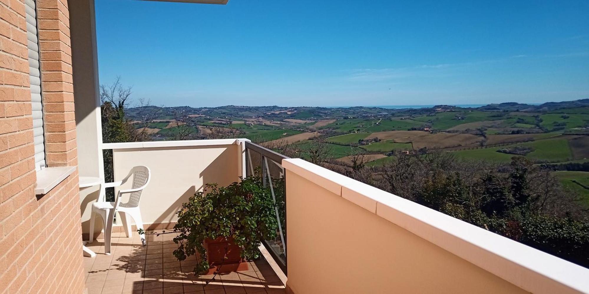 Appartamento Che Vista! Affittacamere Mombaroccio Exterior foto